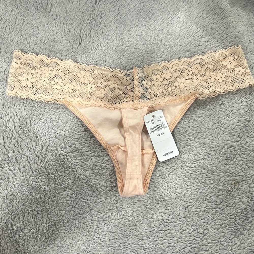 [Aerie] NWT Thong - Picture 2 of 2